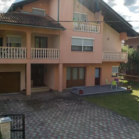 Apartment Home Apartamento Bihać