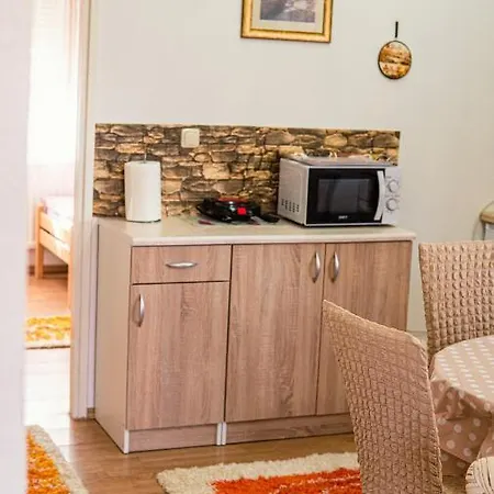 Apartment Home Daire Bihać